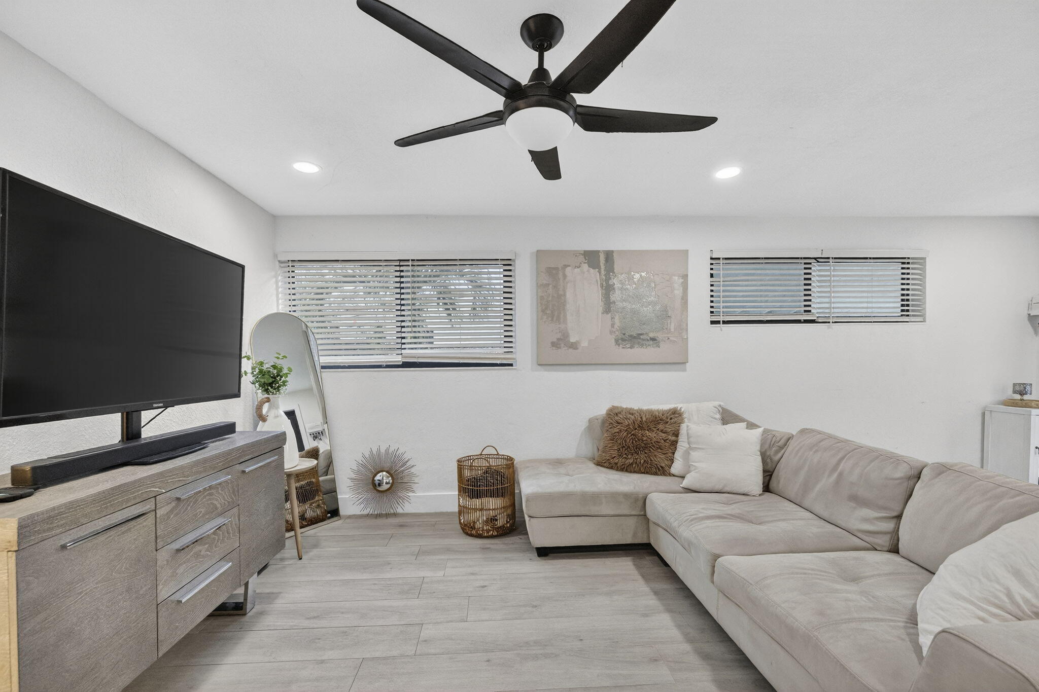 COLLIER ESTATES 4TH ADD - Residential