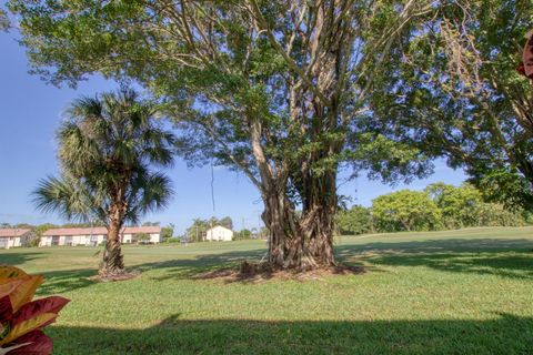 A home in Lake Worth