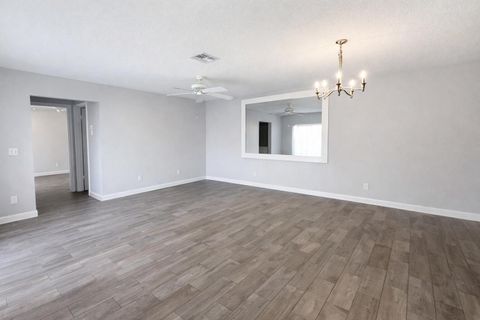 8113 Ambach Way 28a Hypoluxo FL 33462