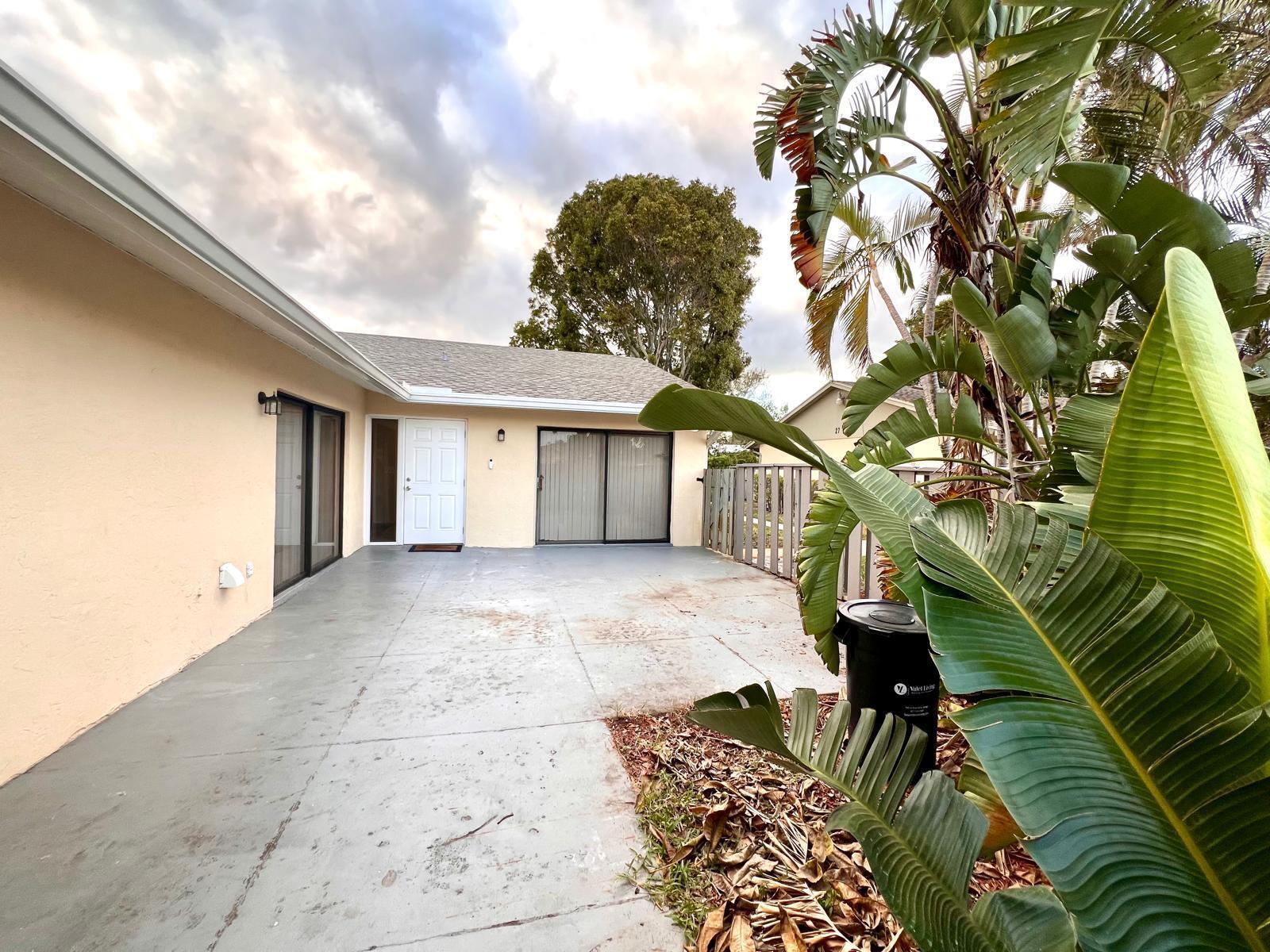 QUADRILLE - Residential Lease