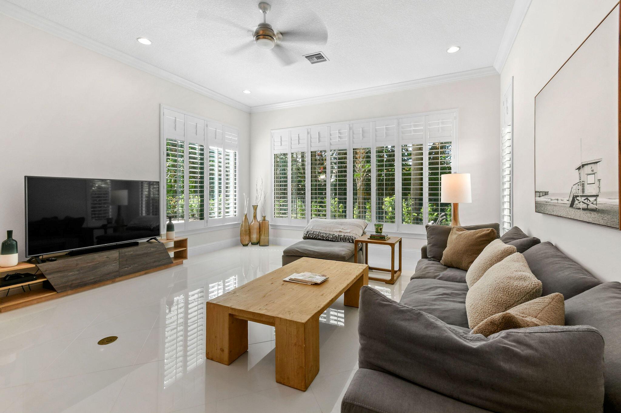 GARDENIA ISLES - Residential