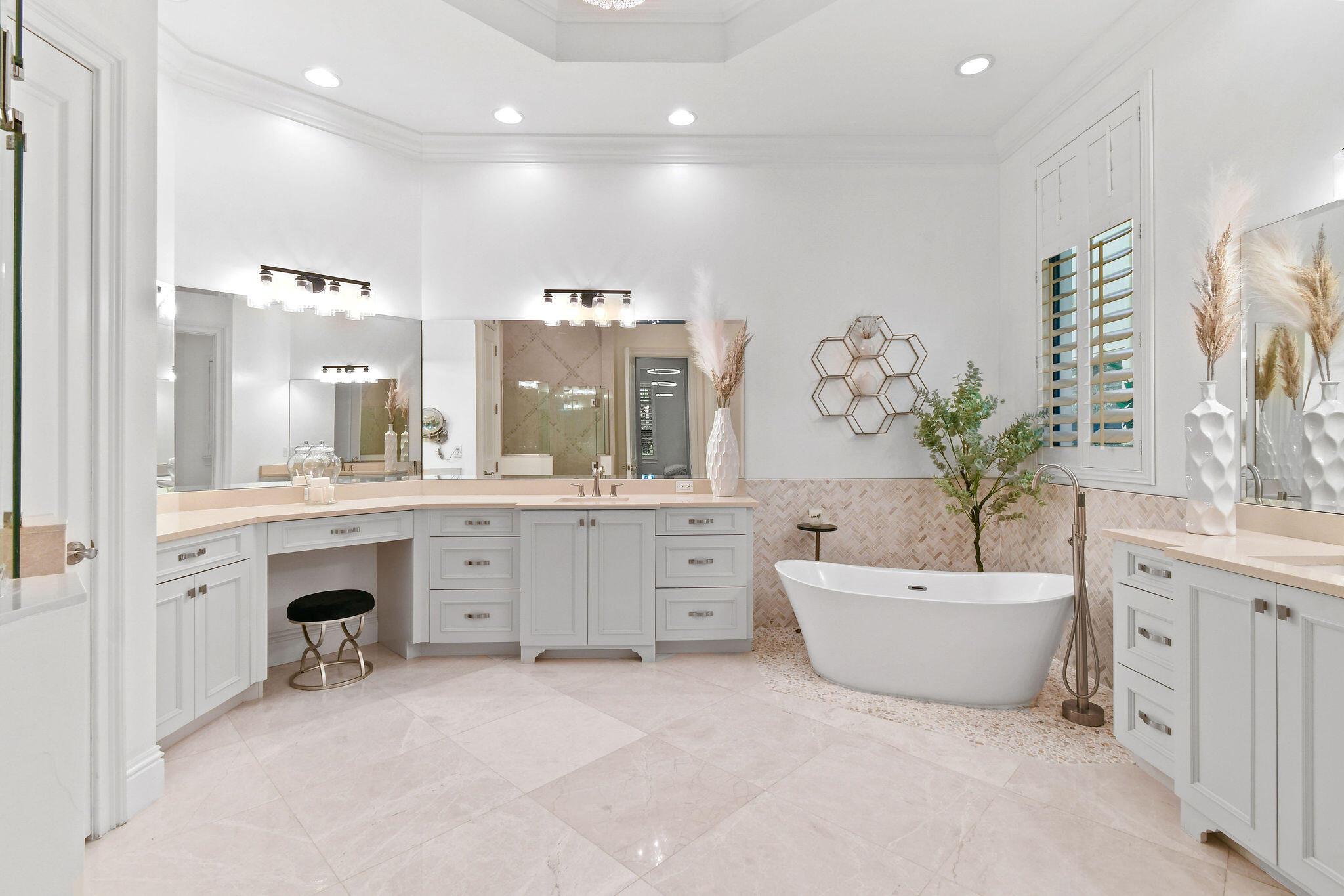 GARDENIA ISLES - Residential