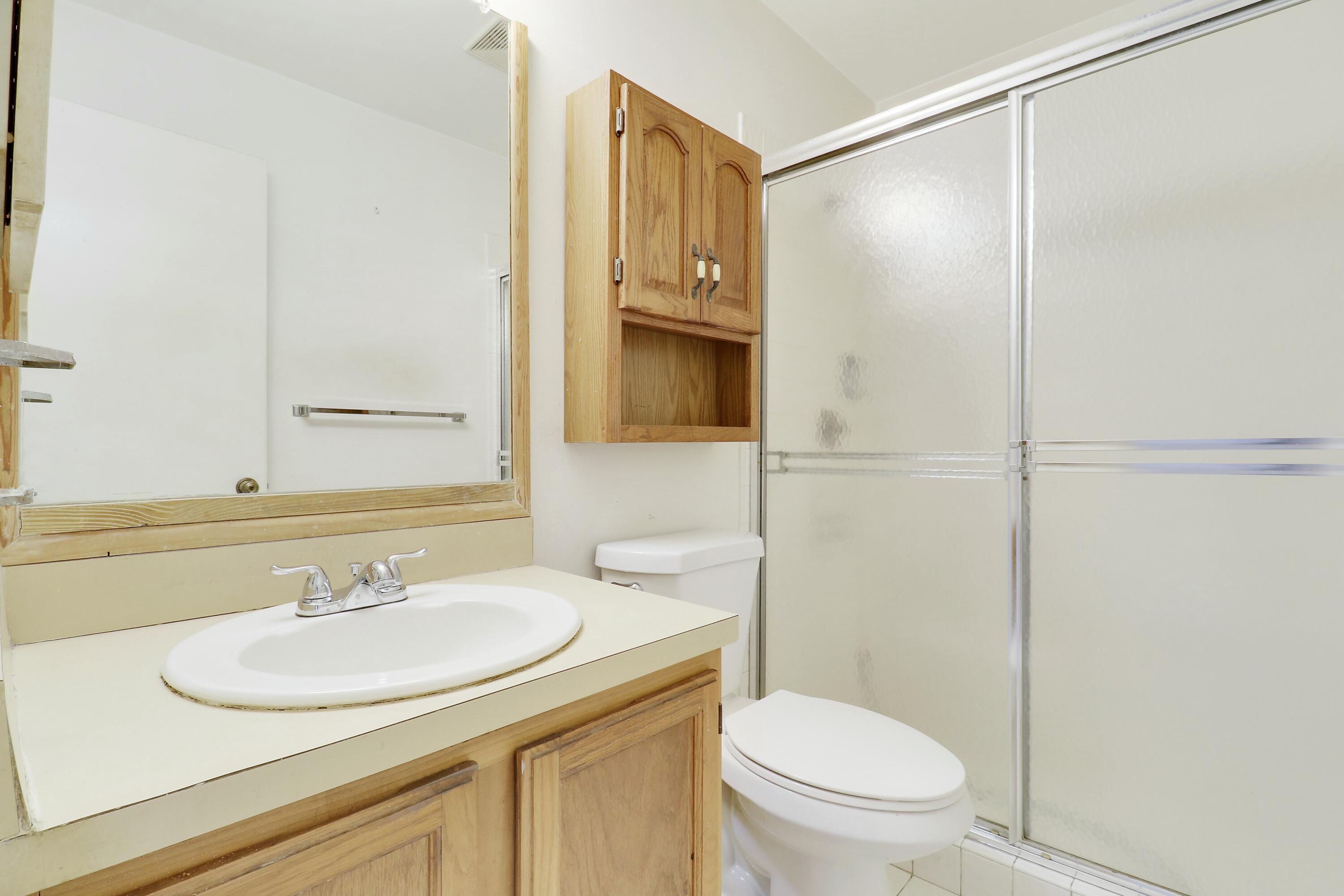 STRATHMORE GATE I UNIT TWO - Residential