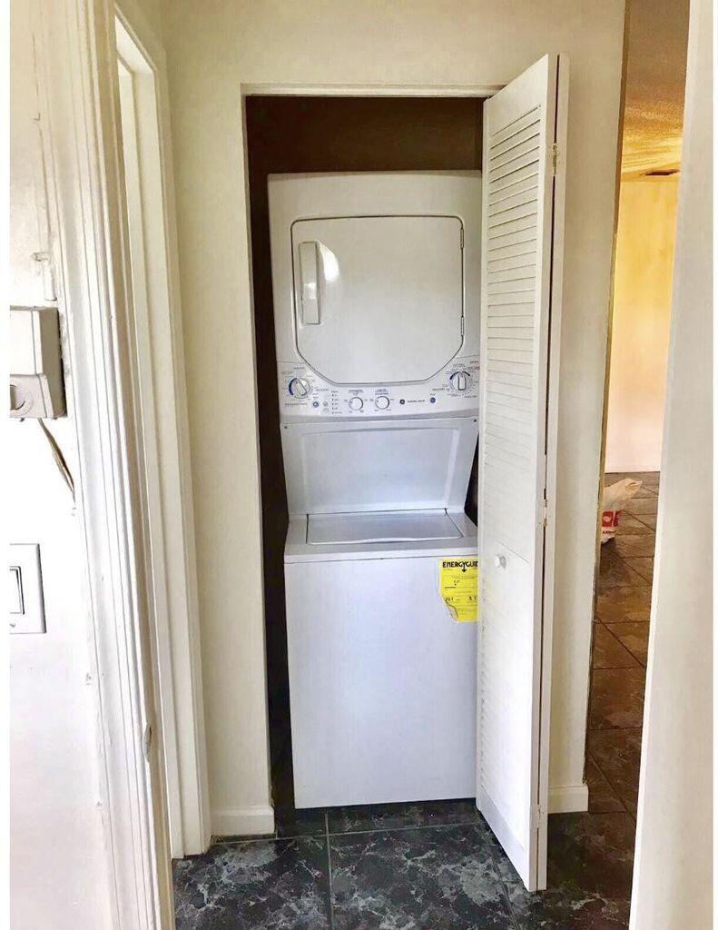 3501 NE 94 Avenue 1a