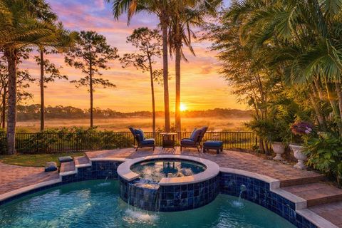 Photo of 118 Via Quantera, Palm Beach Gardens, FL 33418 (MLS # R11153916)