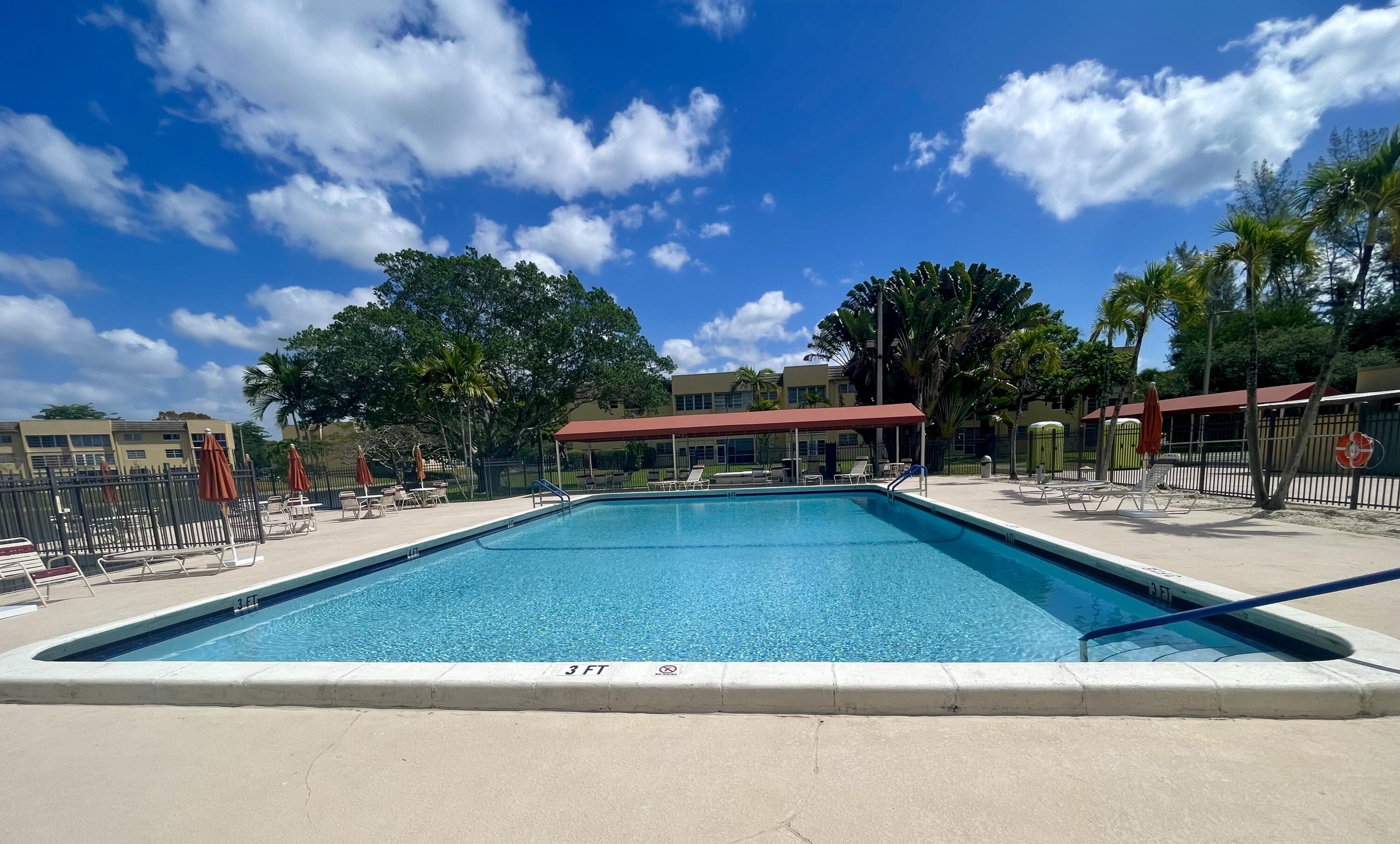 BERMUDA CLUB EIGHT CONDO - Residential