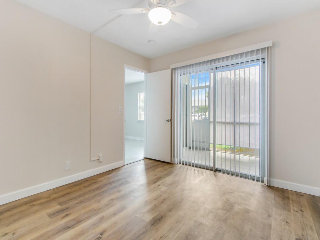 MIDPORT PLACE I, A CONDOMINIUM - Residential