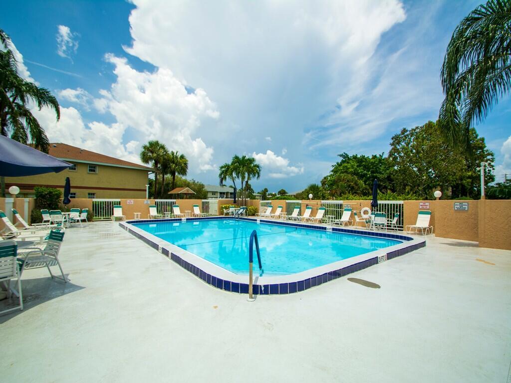 MIDPORT PLACE I, A CONDOMINIUM - Residential