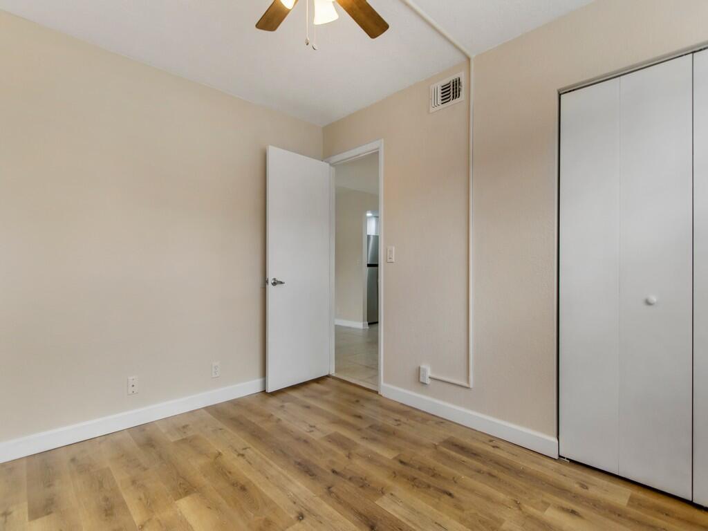 MIDPORT PLACE I, A CONDOMINIUM - Residential