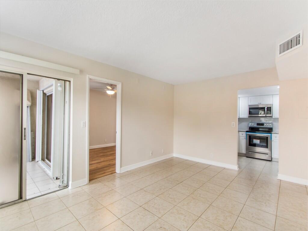 MIDPORT PLACE I, A CONDOMINIUM - Residential