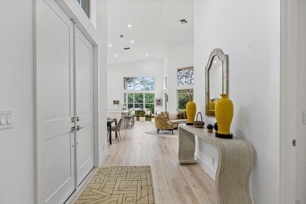 Photo of 323 Sunset Bay Lane, Palm Beach Gardens, FL 33418 (MLS # R11153710)