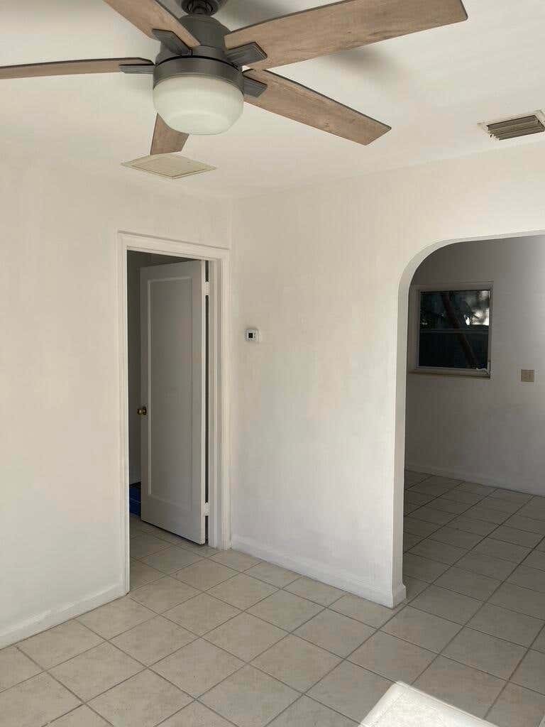 Photo of 115 E Lantana Road, Lantana, FL 33462 (MLS # B26038256)