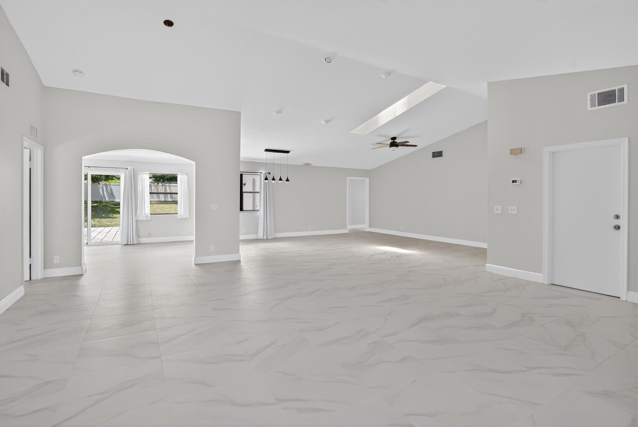 BOCA RATON HILLS SEC 2 - Residential Lease