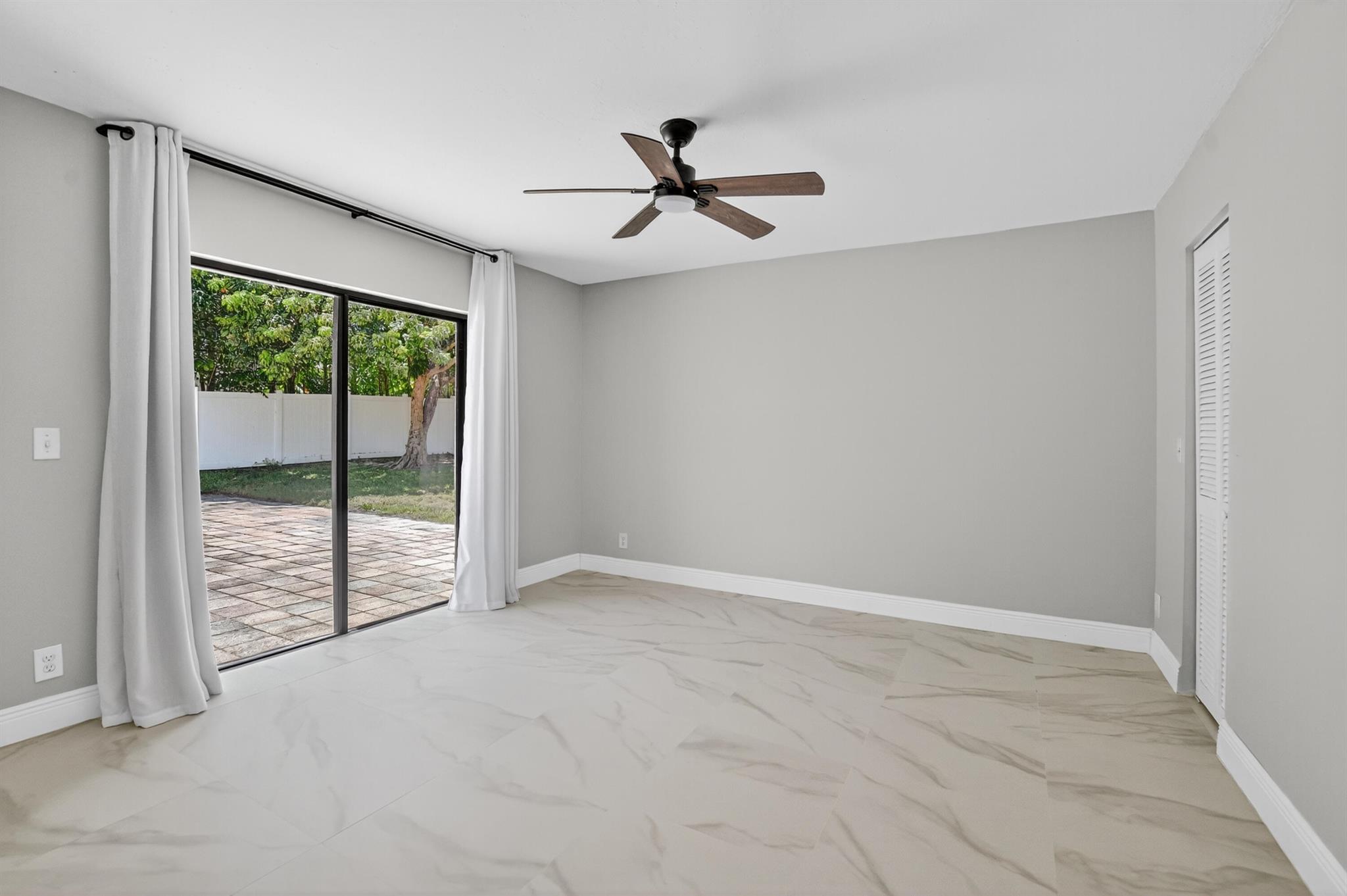 BOCA RATON HILLS SEC 2 - Residential Lease