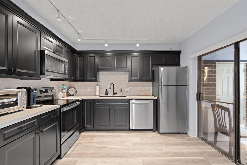 Photo of 1128 11th Terrace, Palm Beach Gardens, FL 33418 (MLS # R10970394)