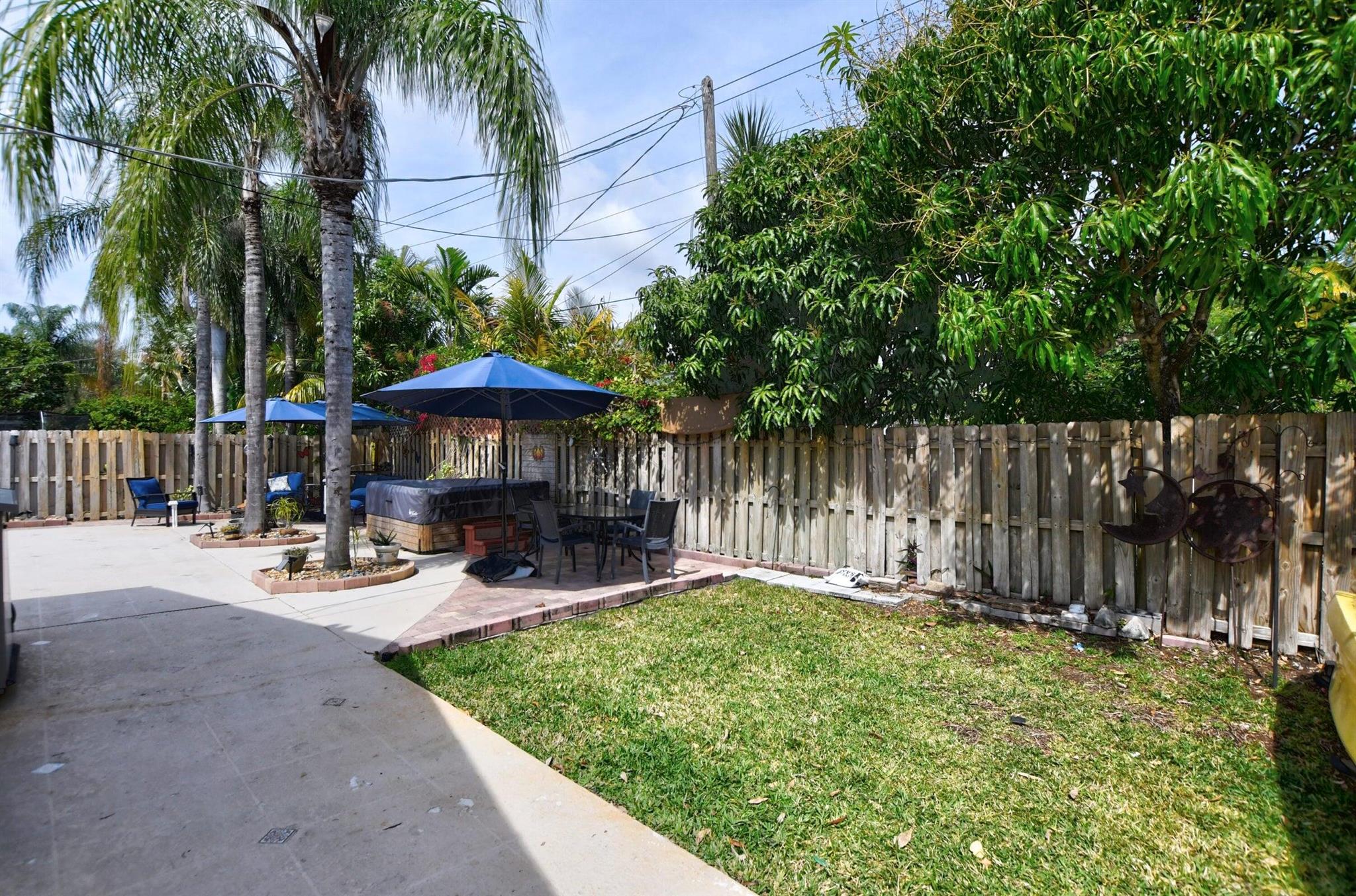 PALM BEACH FARMS - Residential Lease