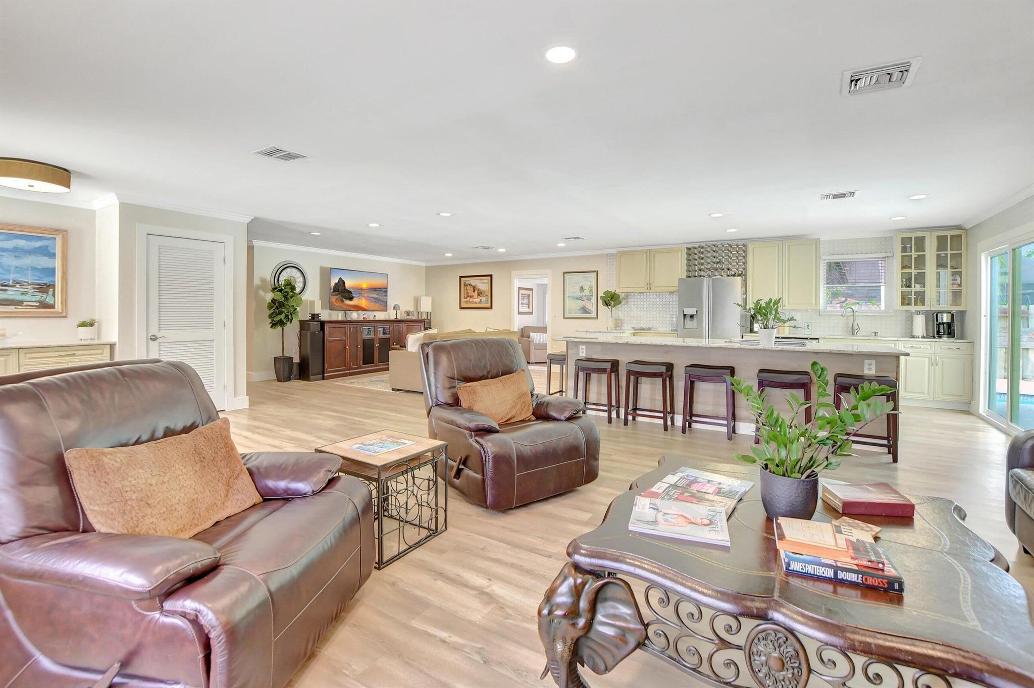 PALM BEACH FARMS - Residential Lease