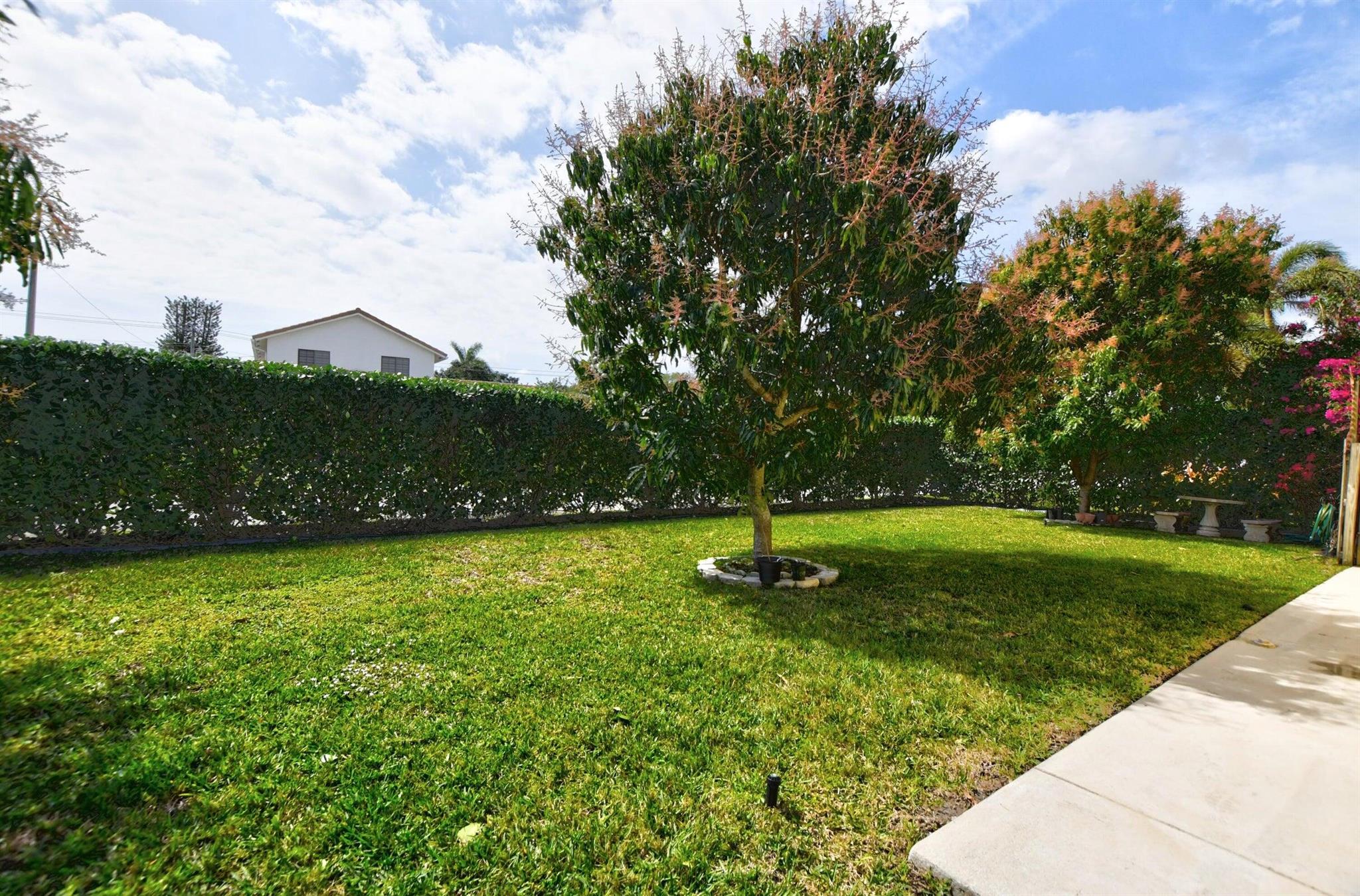 PALM BEACH FARMS - Residential Lease