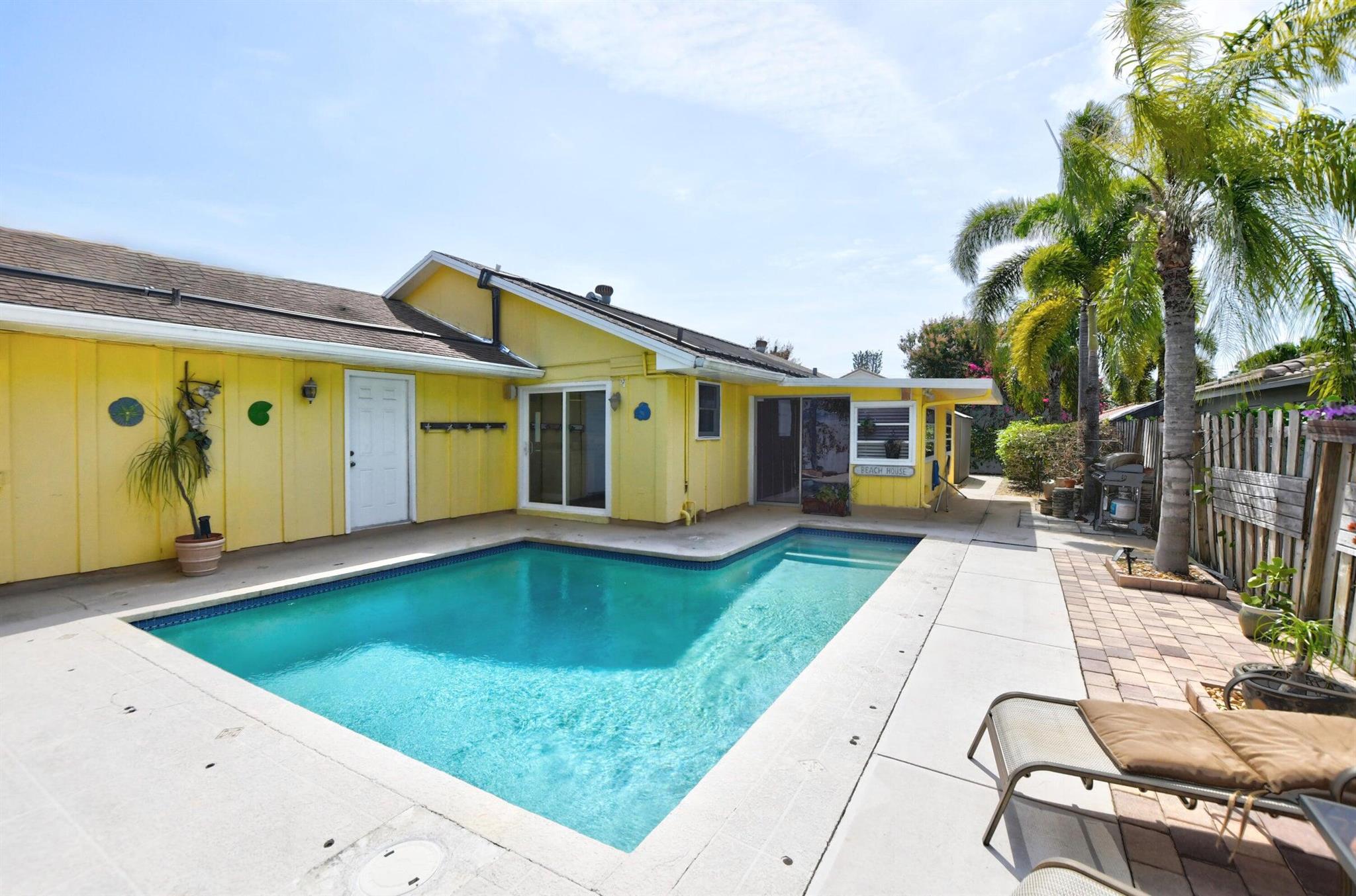 PALM BEACH FARMS - Residential Lease