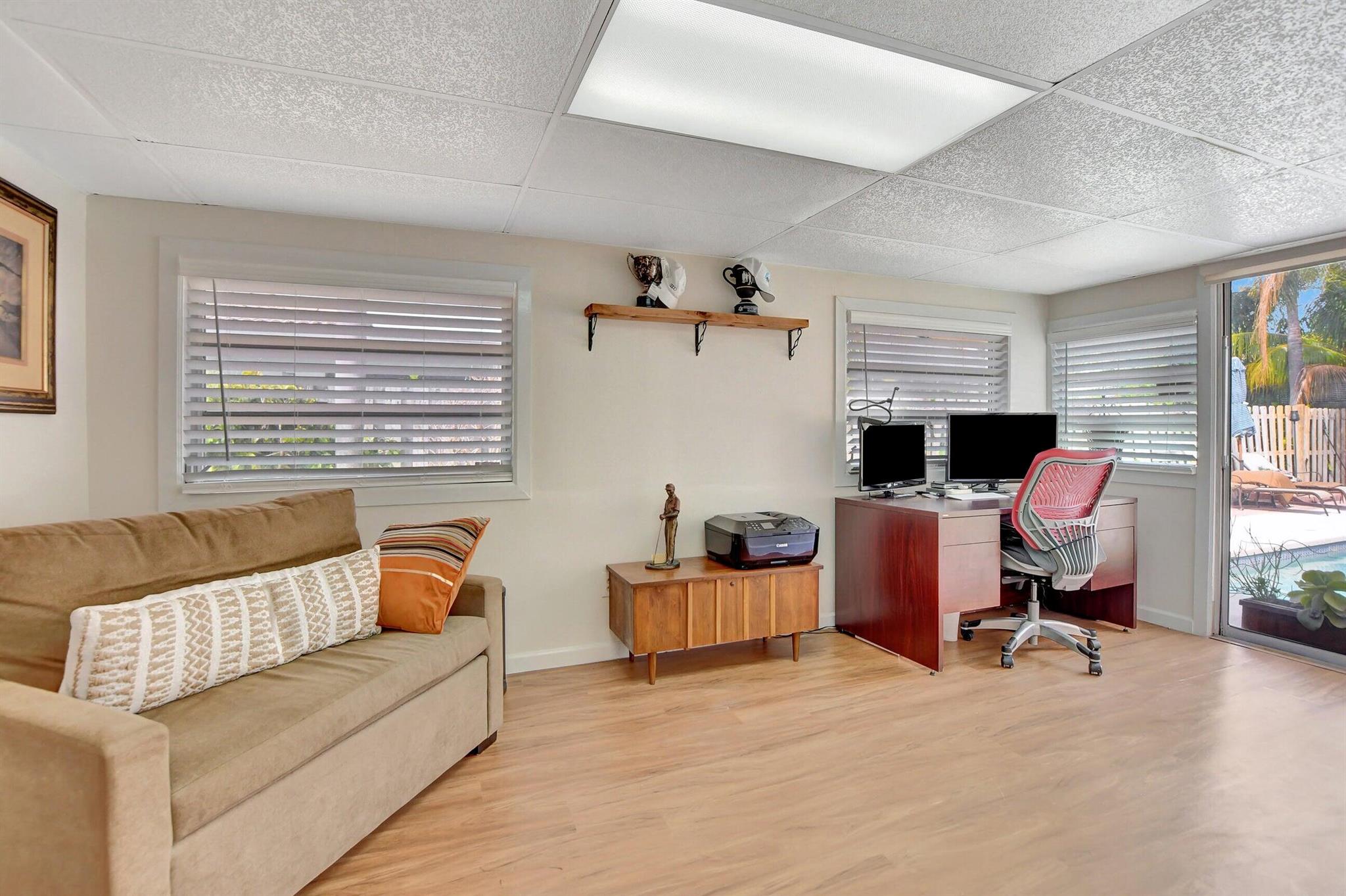 PALM BEACH FARMS - Residential Lease