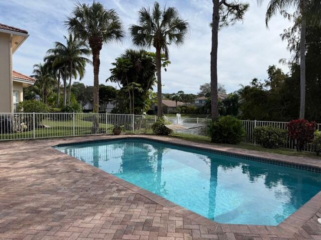 Photo of 146 Hidden Hollow Terrace, Palm Beach Gardens, FL 33418 (MLS # R11145040)