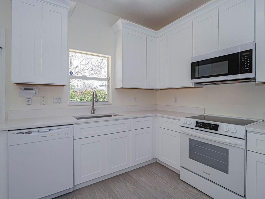 Photo of 1834 77th Drive #1834, Vero Beach, FL 32966 (MLS # F10555317)