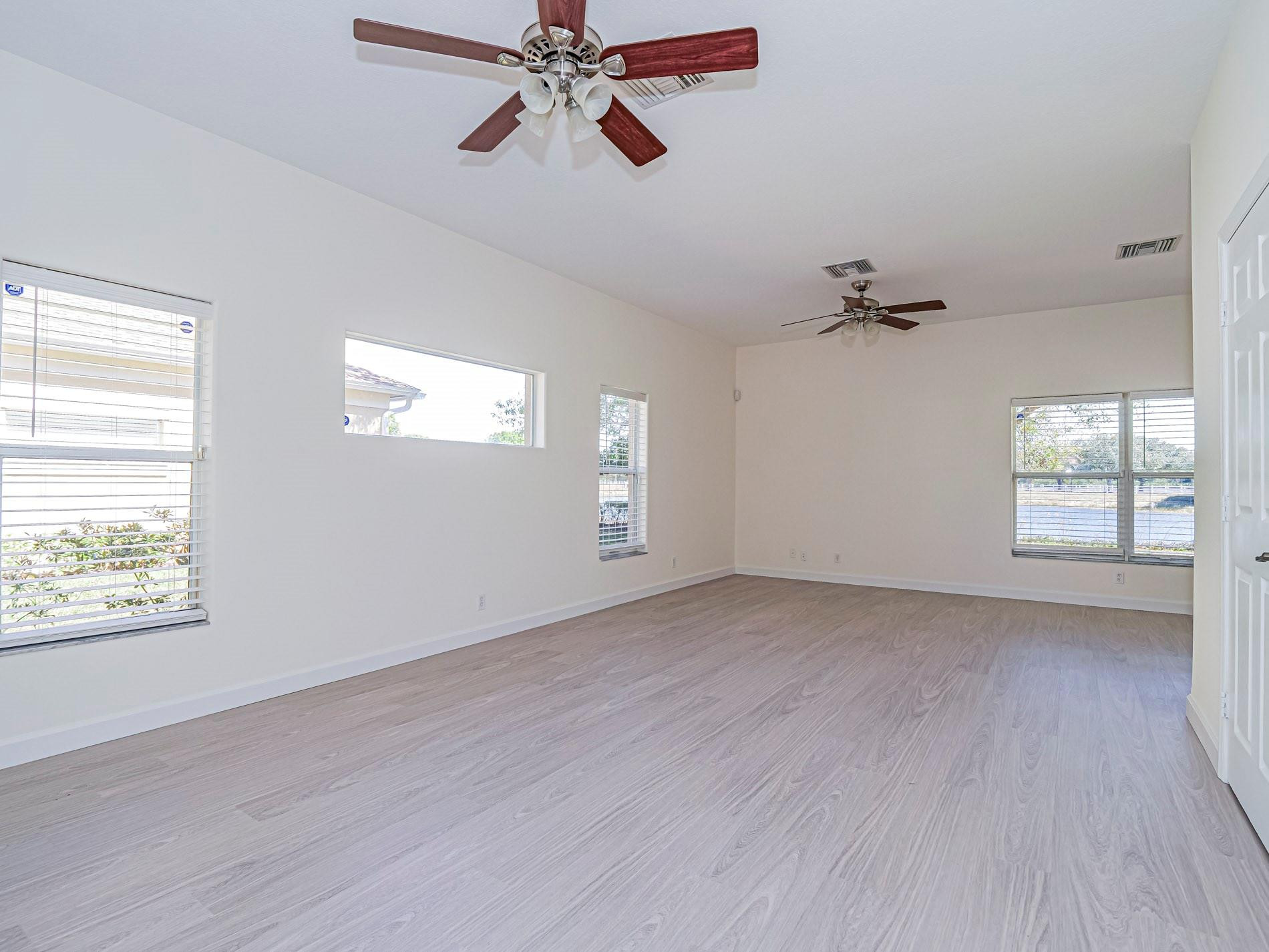 1834 77th Drive 1834