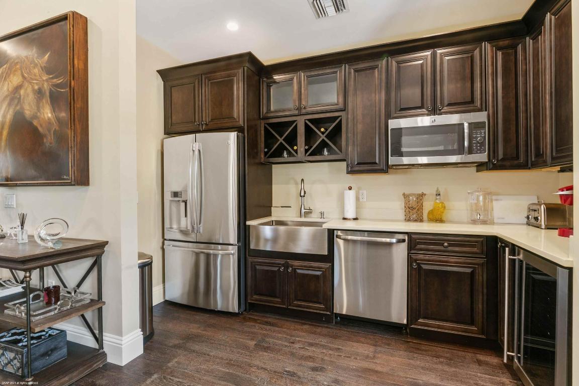 MIDA FARMS - Residential