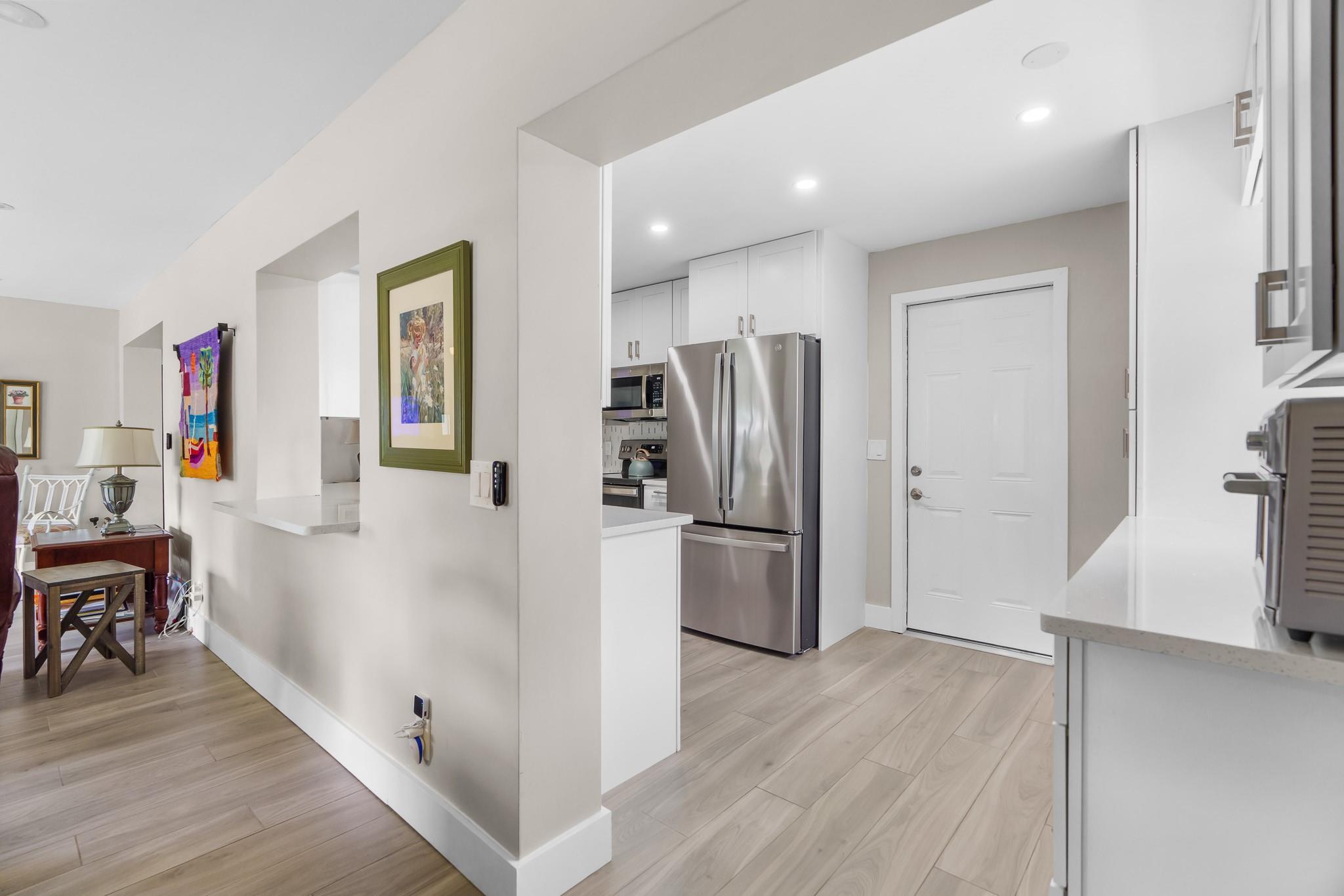 Lauderdale West 3 Sec 83- - Residential