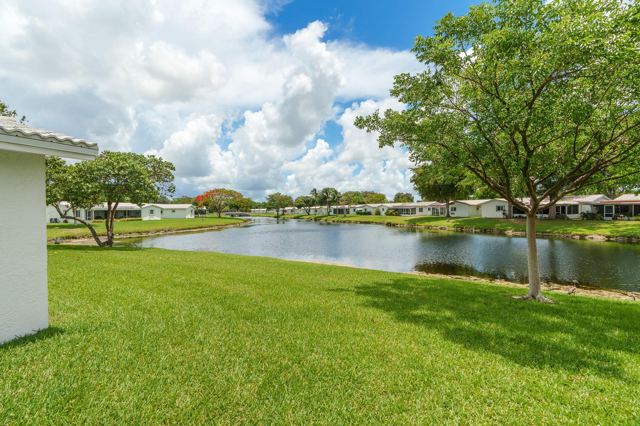 Lauderdale West 3 Sec 83- - Residential