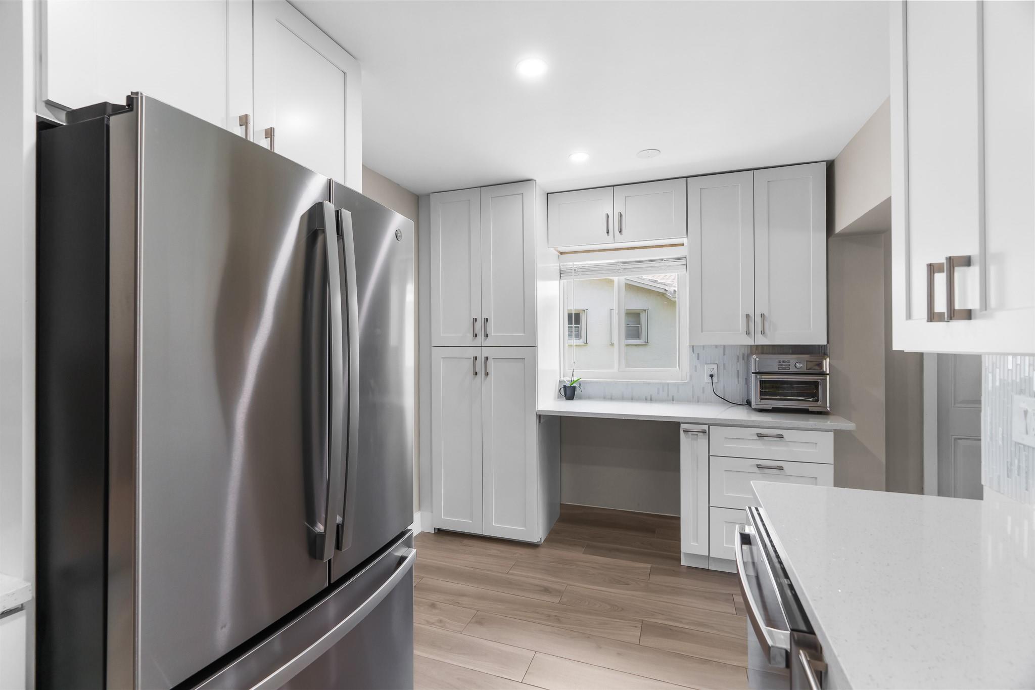 Lauderdale West 3 Sec 83- - Residential