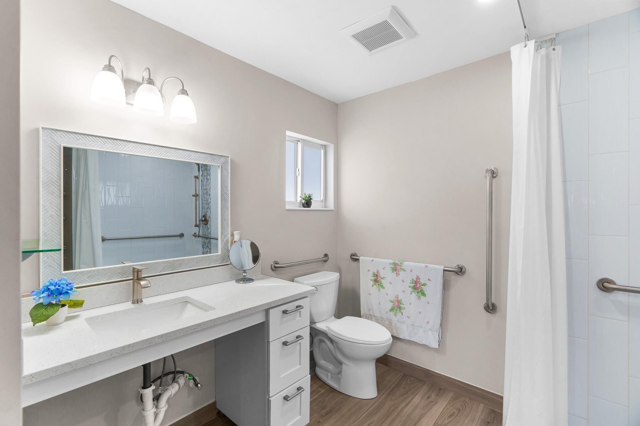 Lauderdale West 3 Sec 83- - Residential