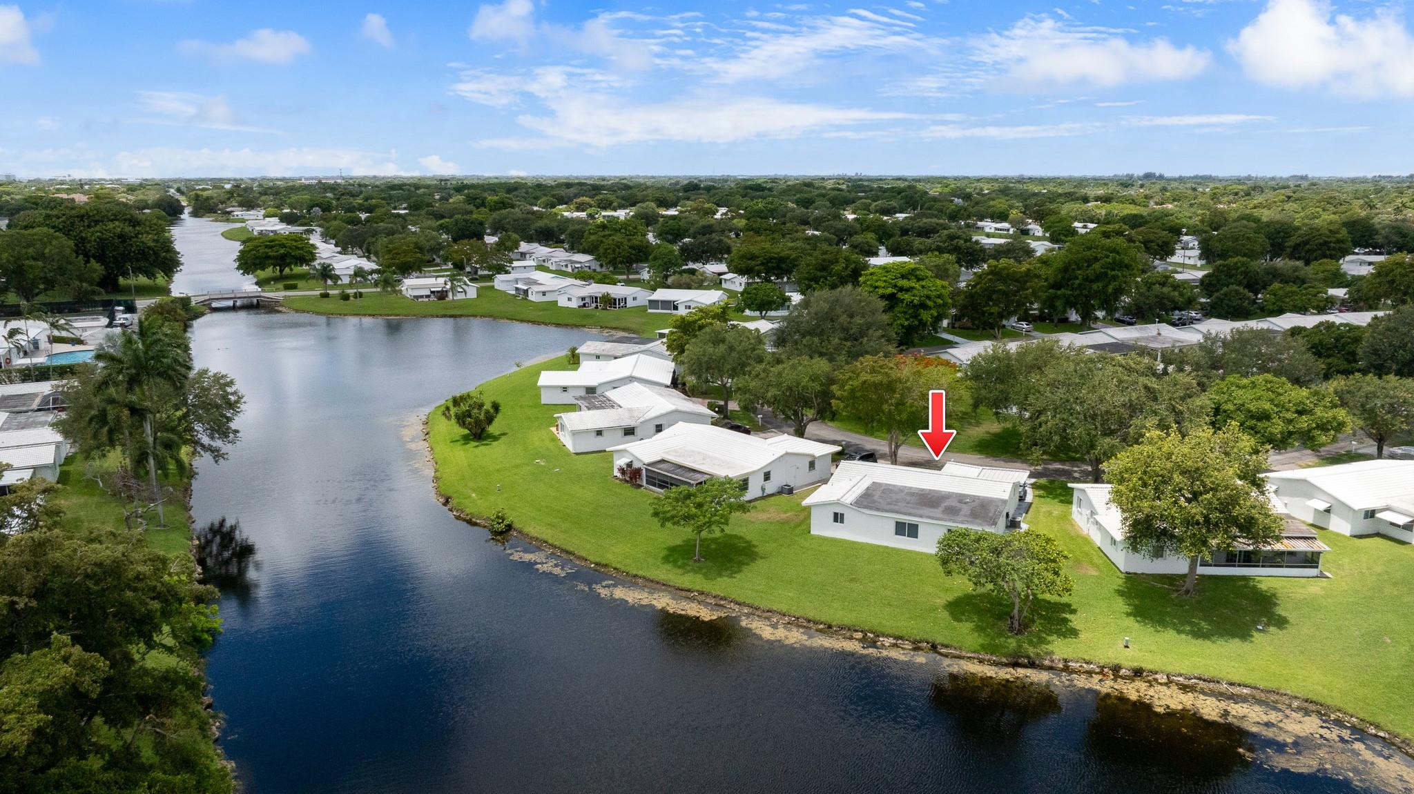 Lauderdale West 3 Sec 83- - Residential