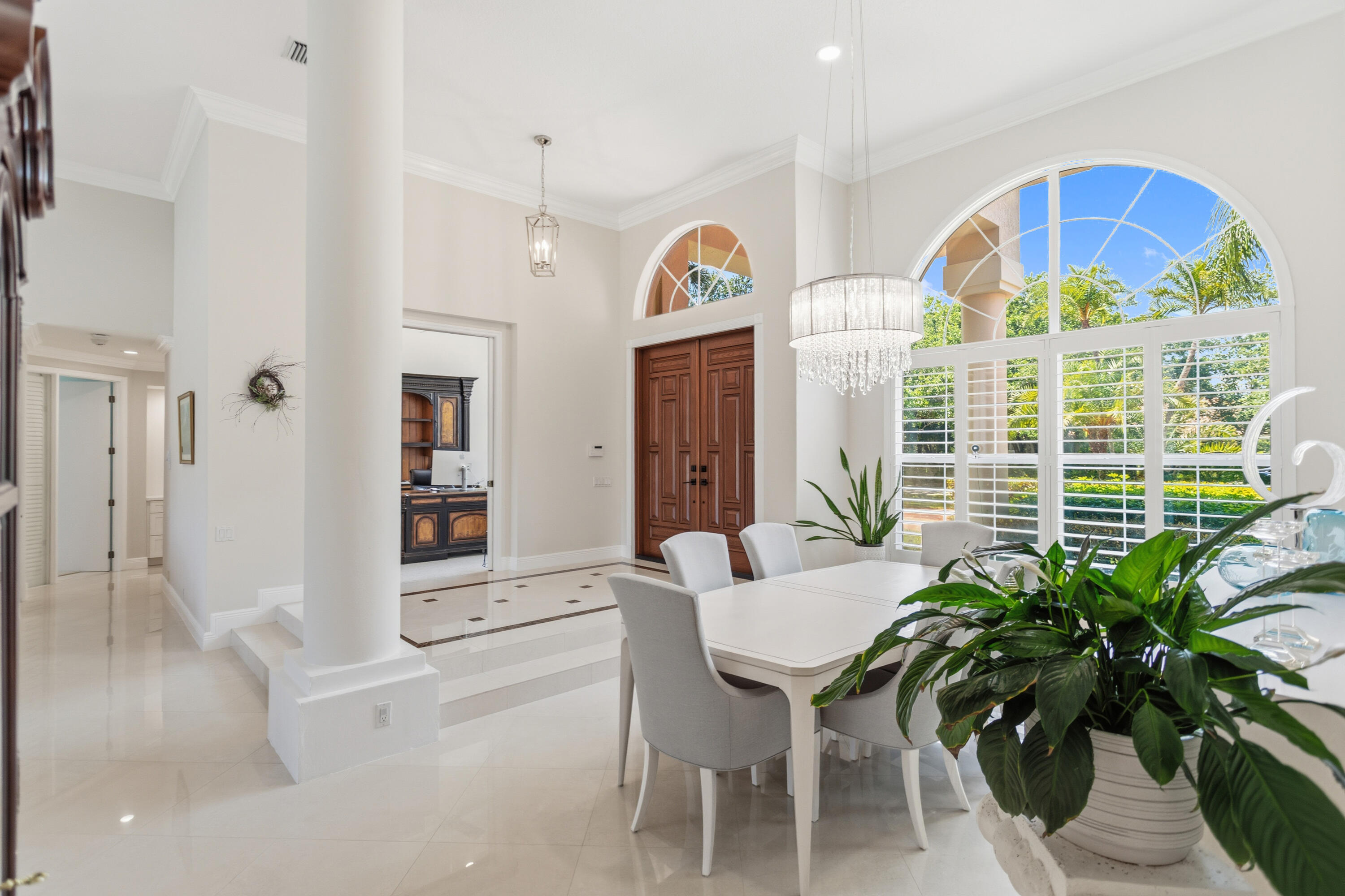 PARKLAND LAKES - Residential