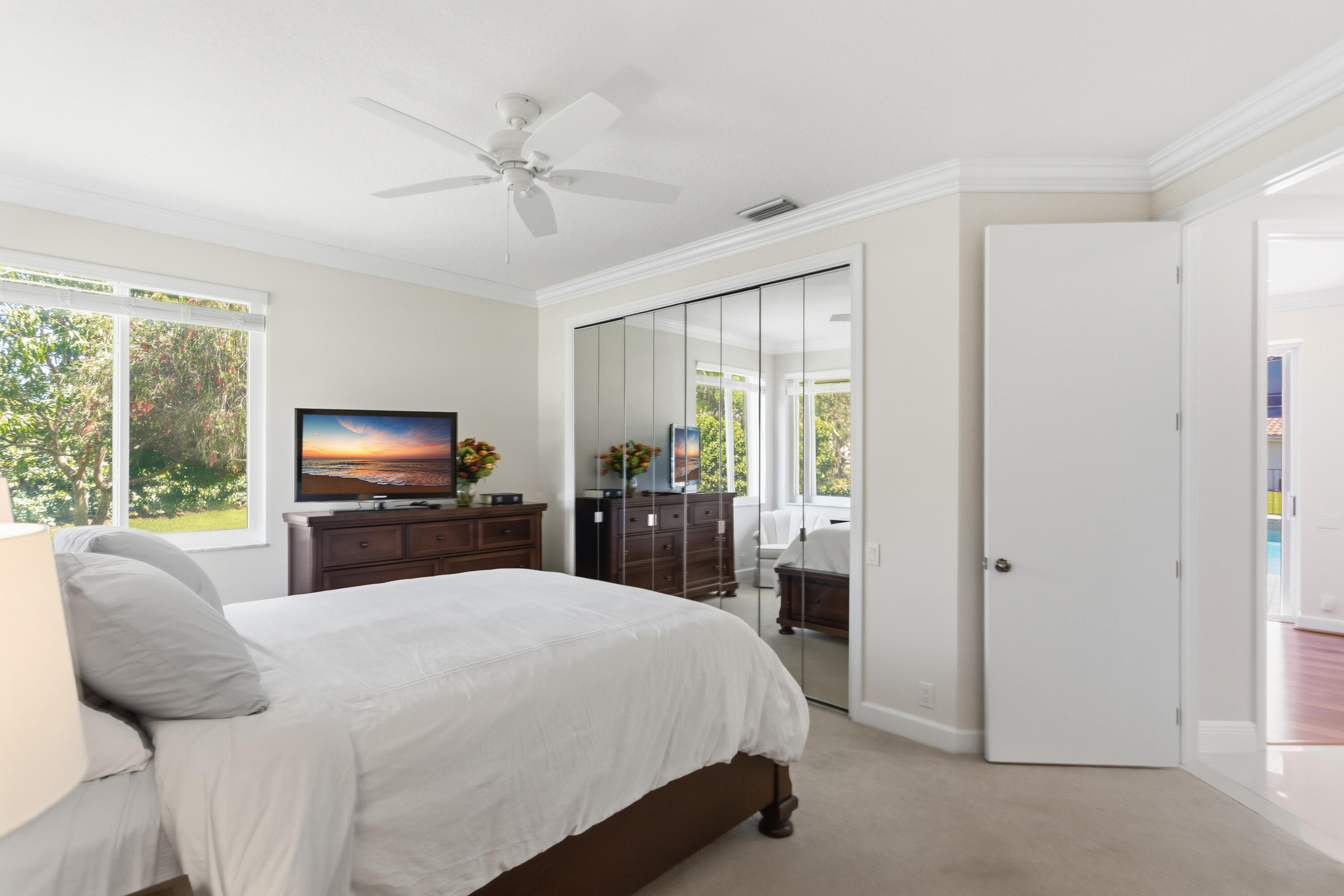 PARKLAND LAKES - Residential