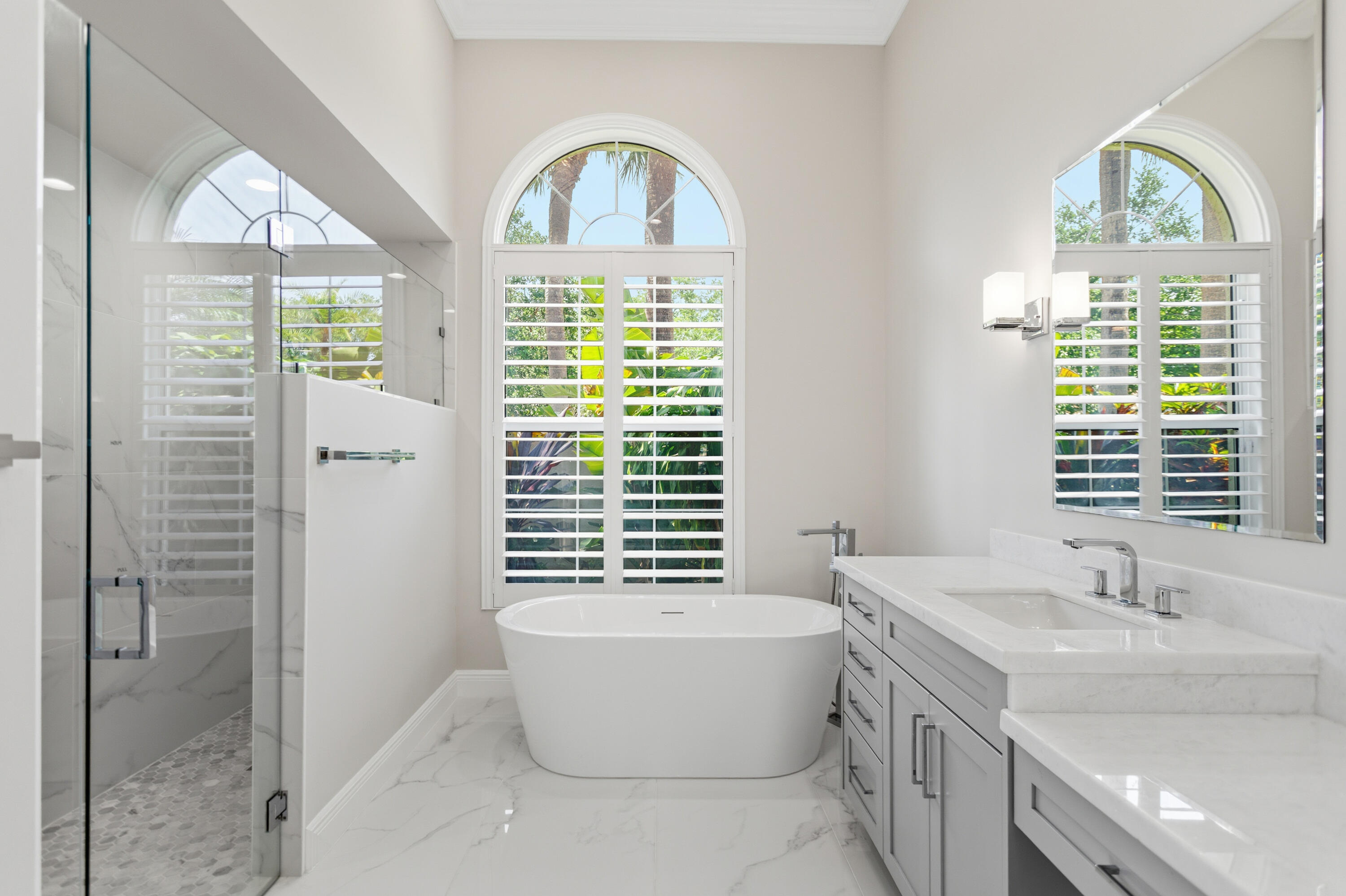 PARKLAND LAKES - Residential