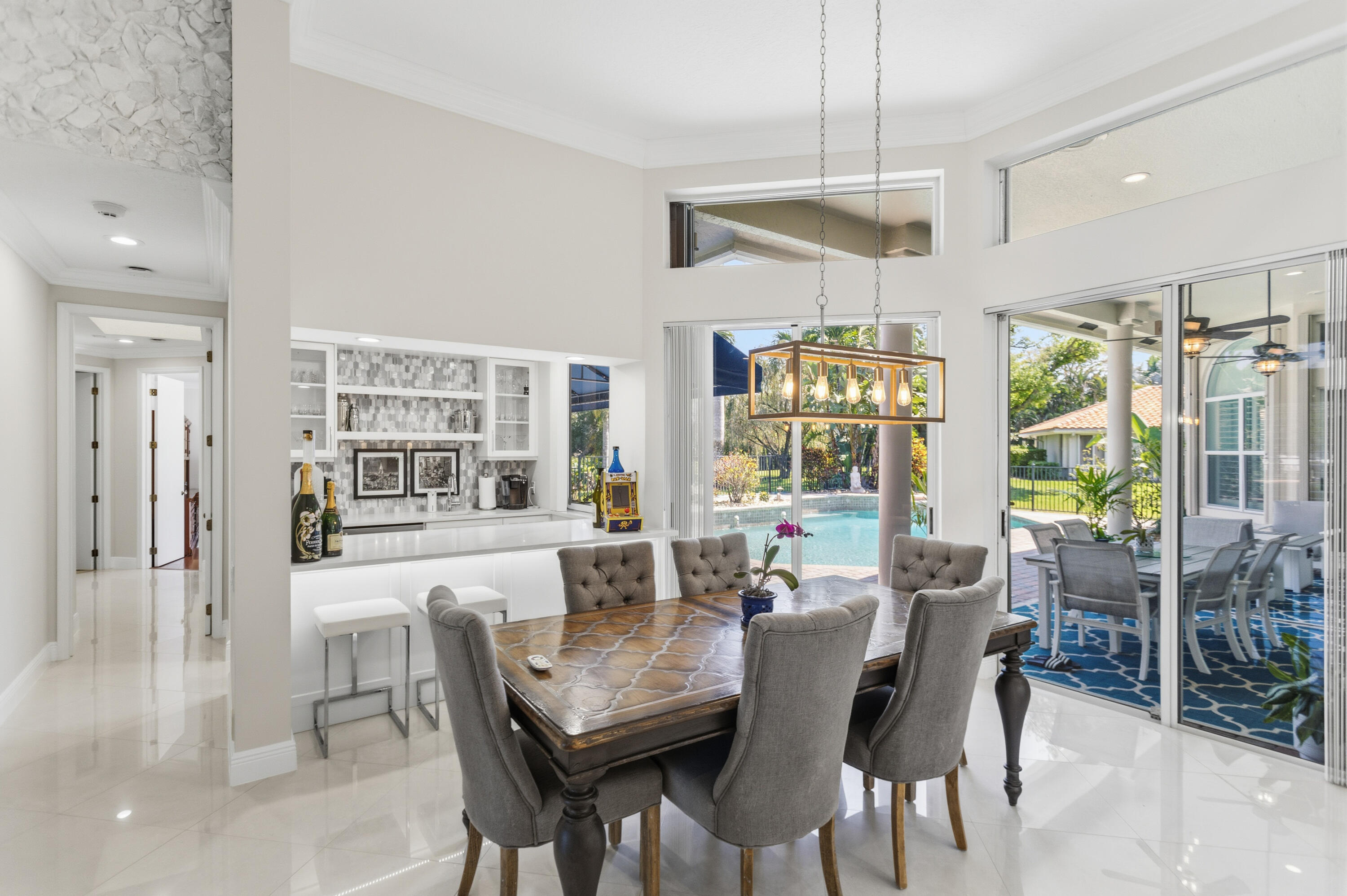 PARKLAND LAKES - Residential