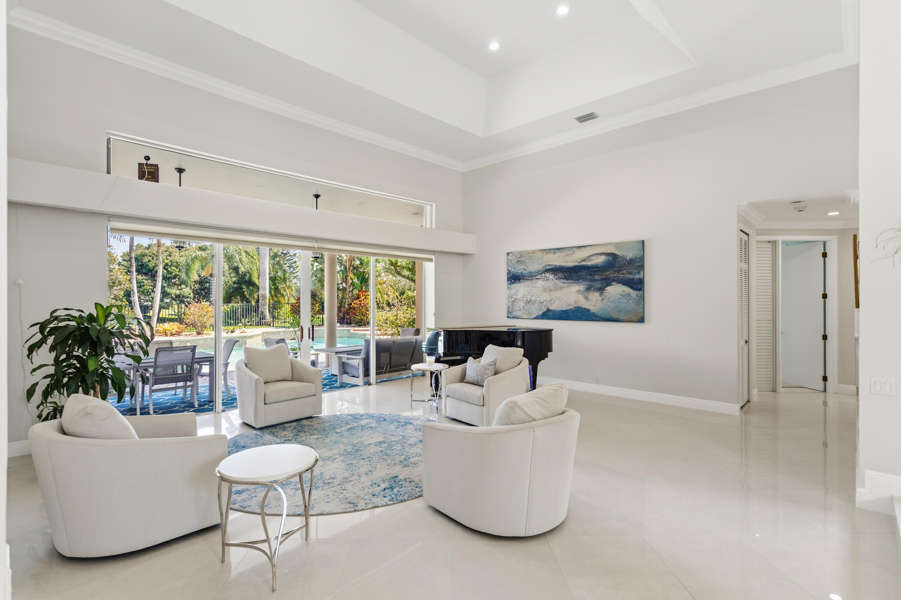 PARKLAND LAKES - Residential