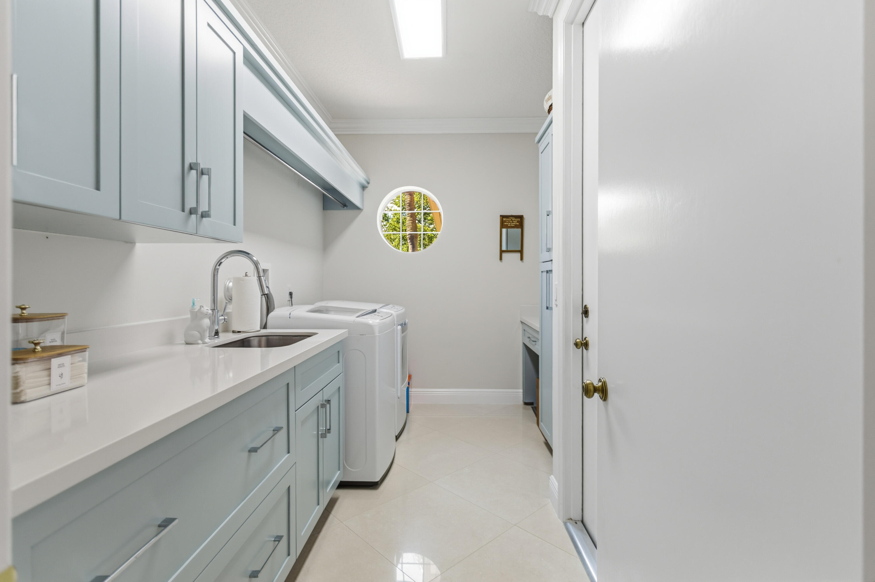 PARKLAND LAKES - Residential