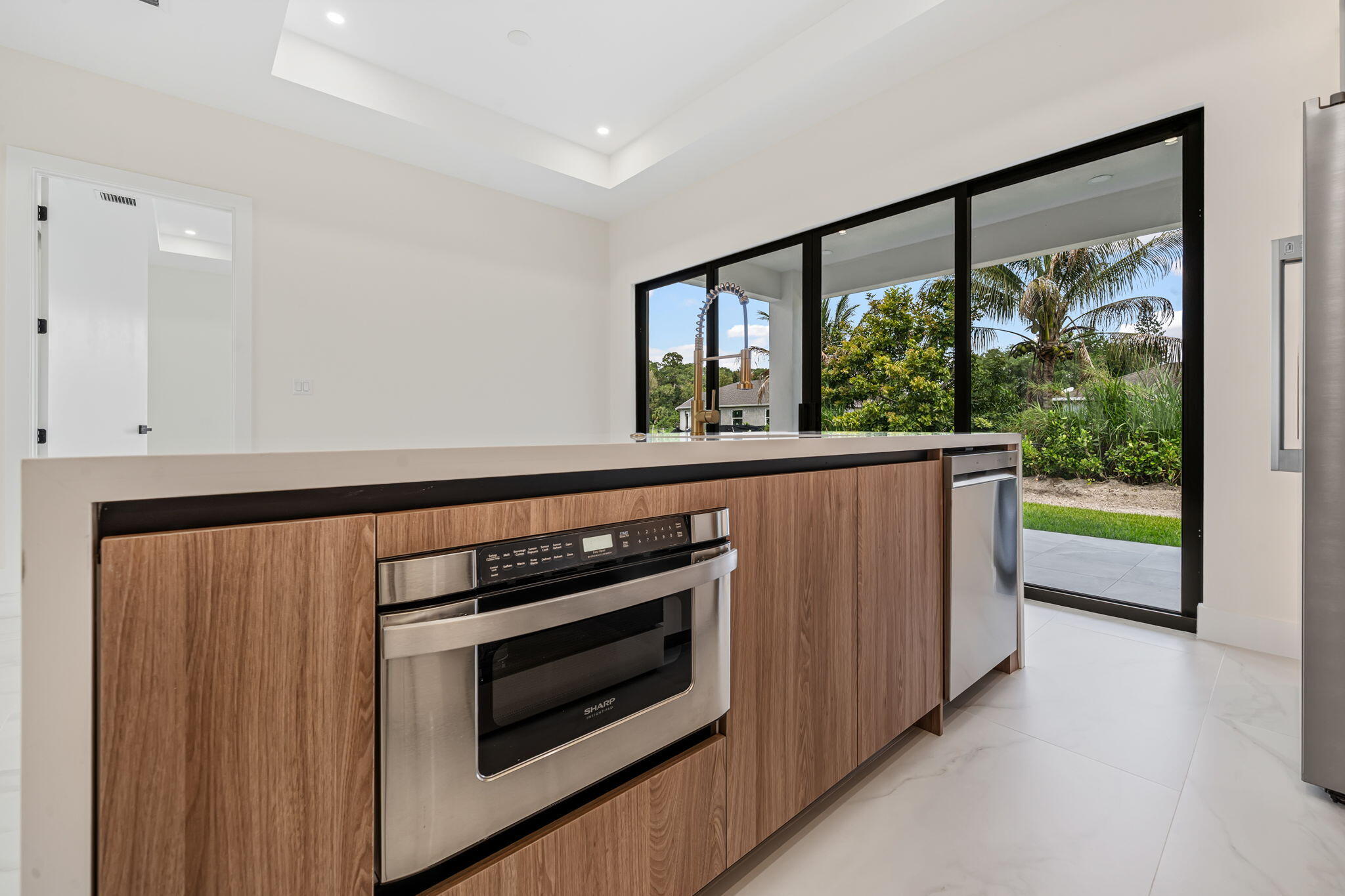 LOXAHATCHEE GROVES - Residential