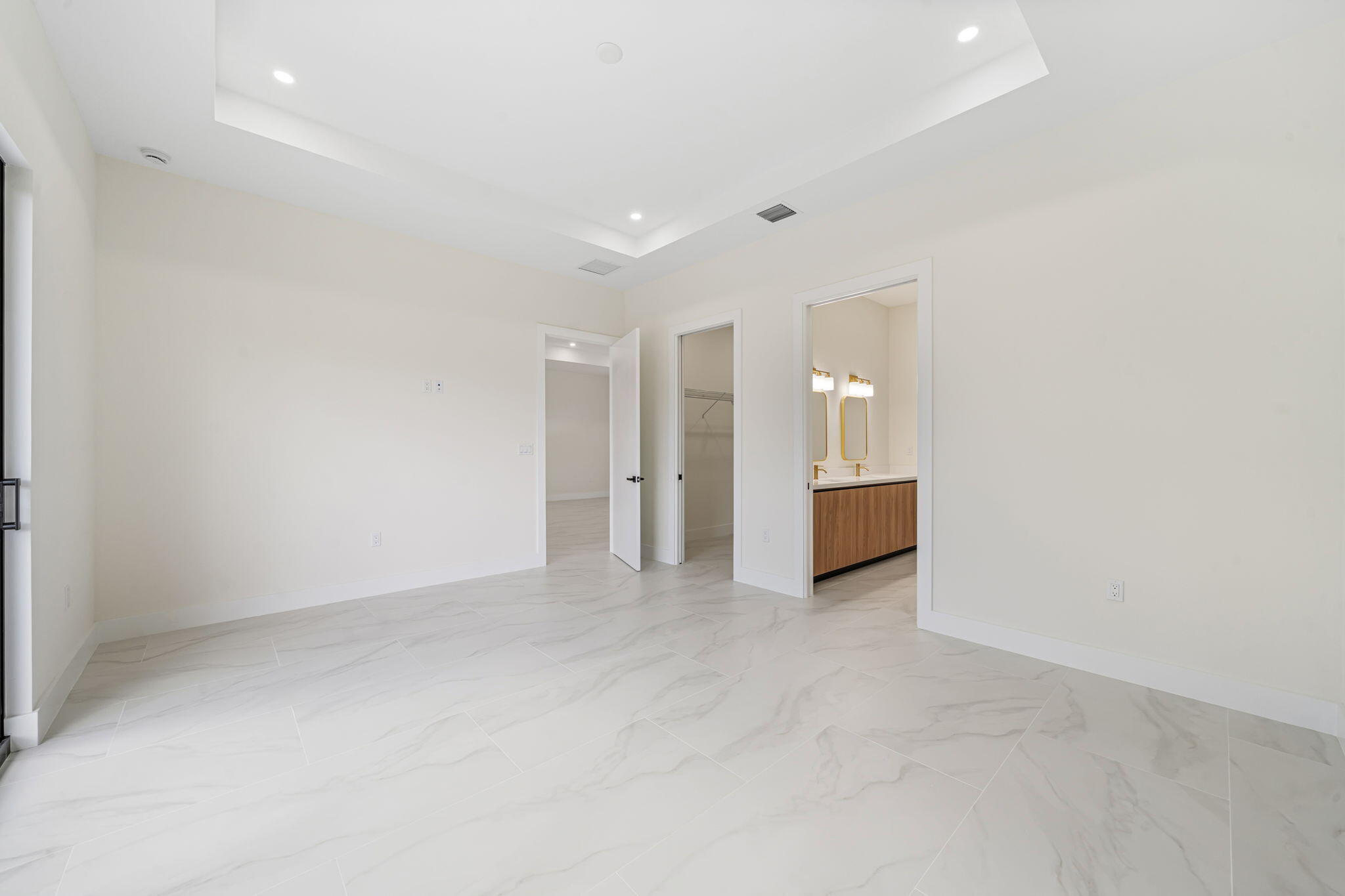 LOXAHATCHEE GROVES - Residential