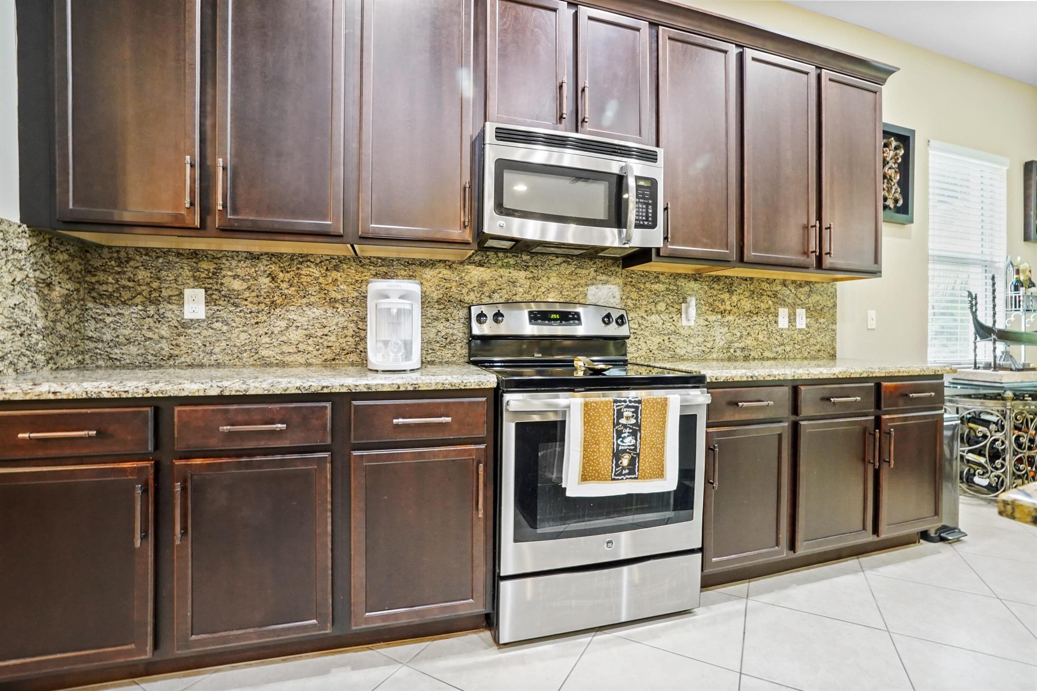 PORTOSOL - Residential