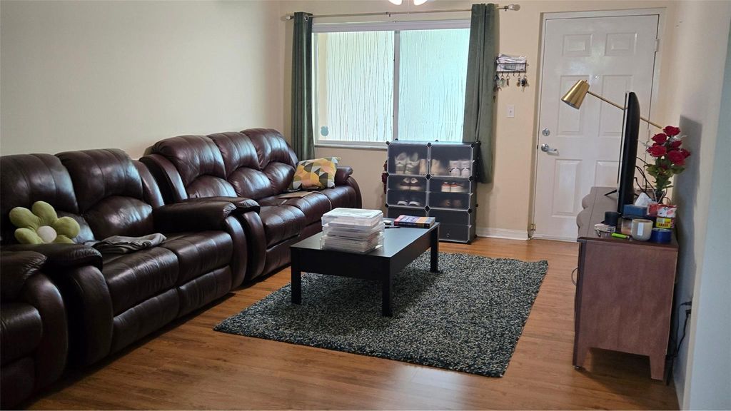 Photo of 9470 Tangerine Place #408, Davie, FL 33324 (MLS # F10492612)