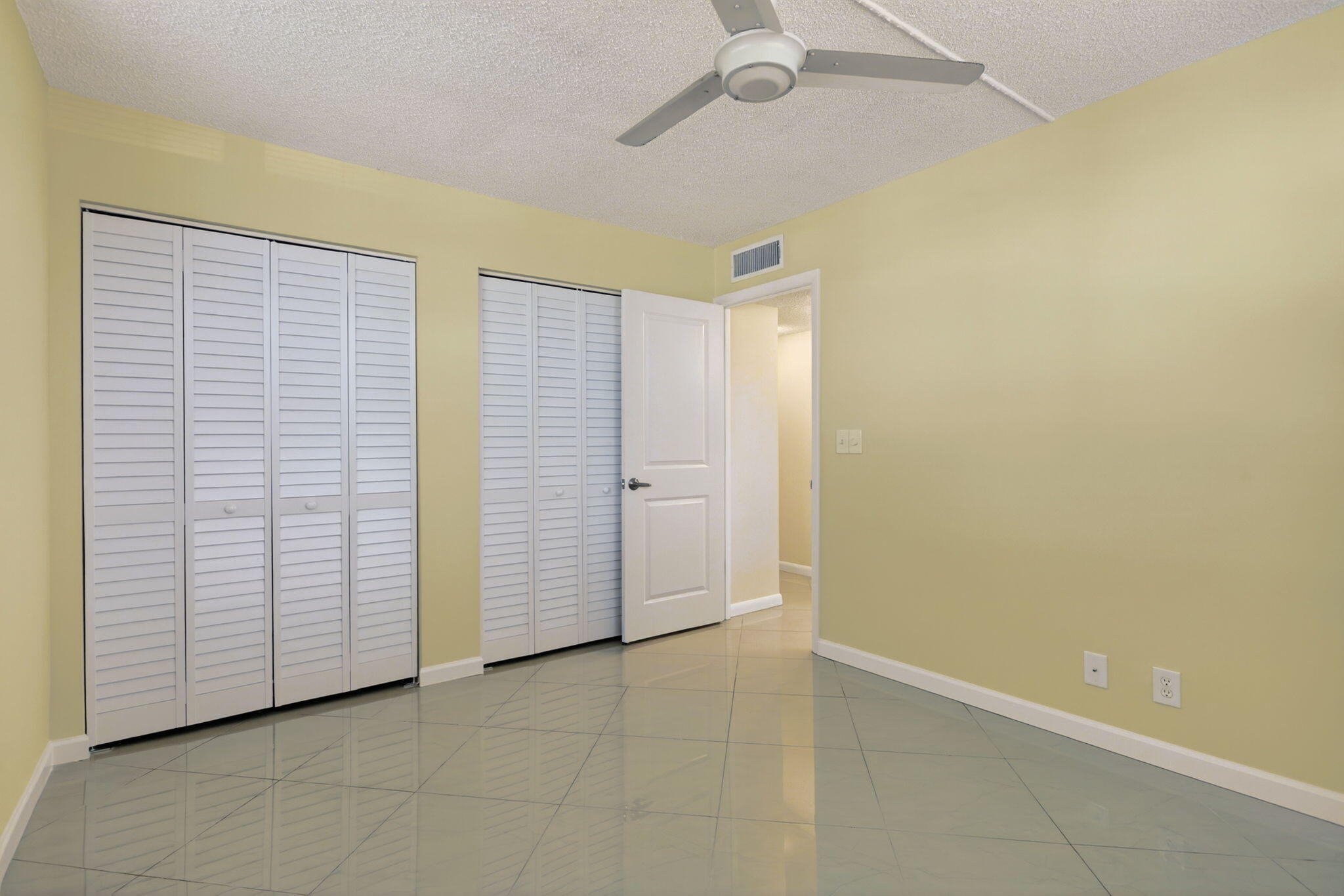 HOLIDAY SPRINGS VILLAGE 2 CONDO - Residential