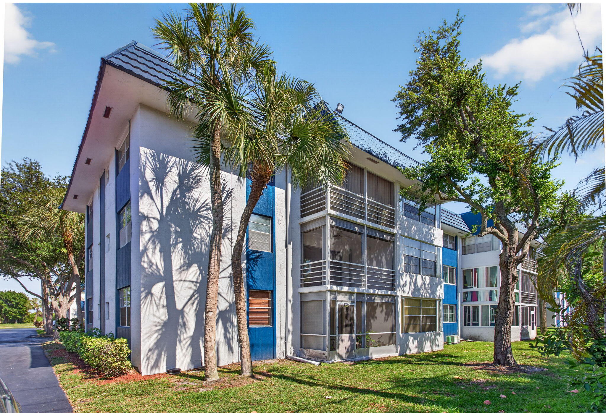 HOLIDAY SPRINGS VILLAGE 2 CONDO - Residential