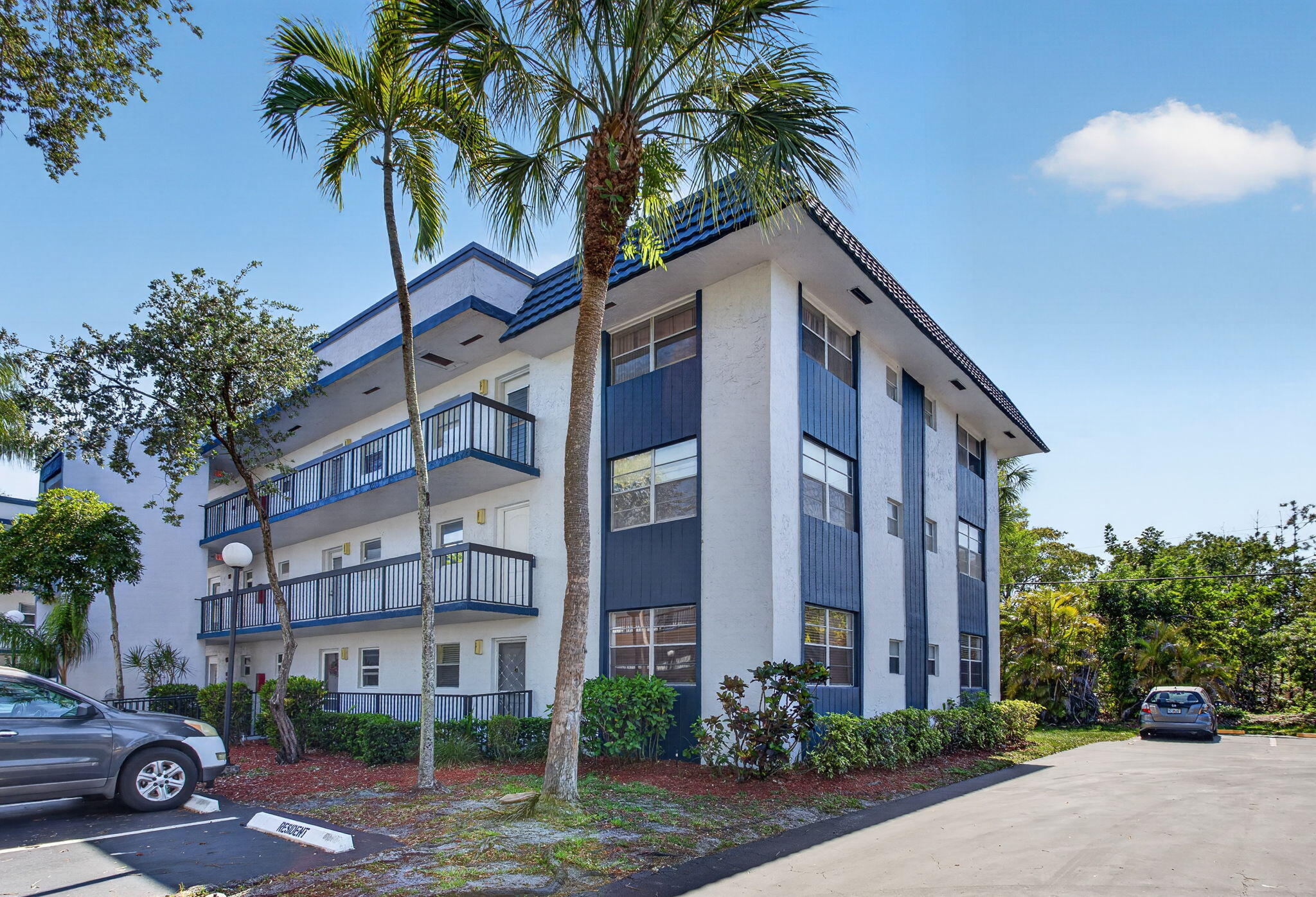 HOLIDAY SPRINGS VILLAGE 2 CONDO - Residential