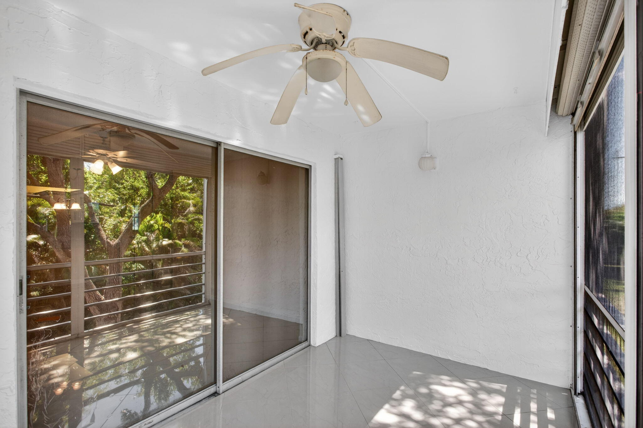 HOLIDAY SPRINGS VILLAGE 2 CONDO - Residential