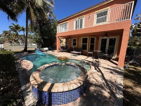 2117 Reston Circle, Royal Palm Beach, FL MLS: R11071182