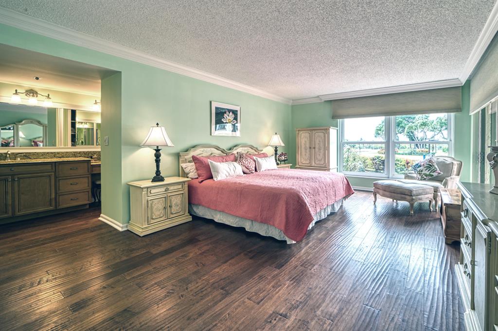 EVERGLADES OF NORTH PALM - Residential