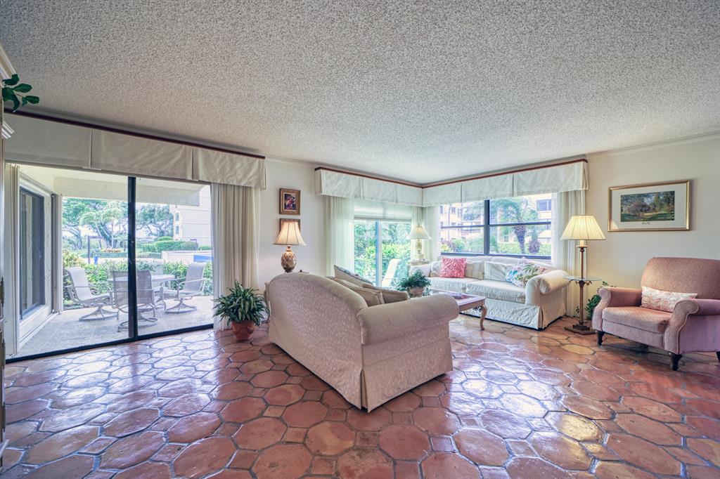 EVERGLADES OF NORTH PALM - Residential